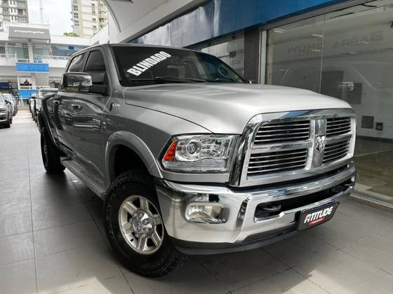 DODGE RAM 6.7 2500 LARAMIE 4X4 CD I6 TURBO DIESEL 4P AUTOMÁTICO